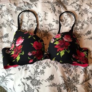 VS Secret Embrace push up 38B
